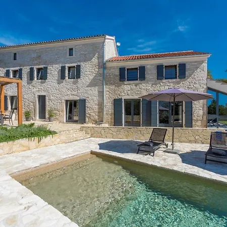 Casa 42 * Butkovici (Istria)